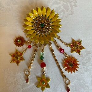 Vintage Ladies 'Lunch at the Ritz' Sunflower Brooch/Pin